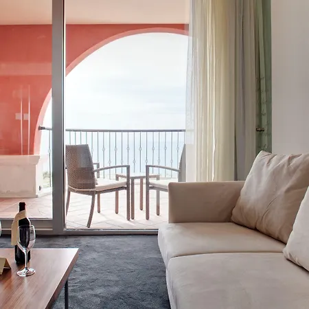 Lighthouse Golf & Hotel