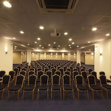 Lighthouse Golf & Hotel