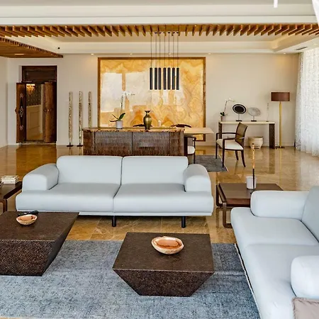 Lighthouse Golf & Hotel