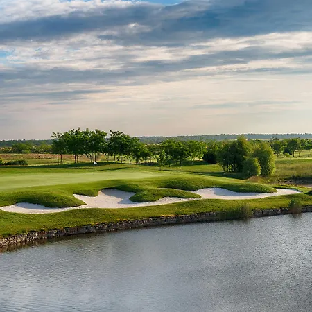 Lighthouse Golf &