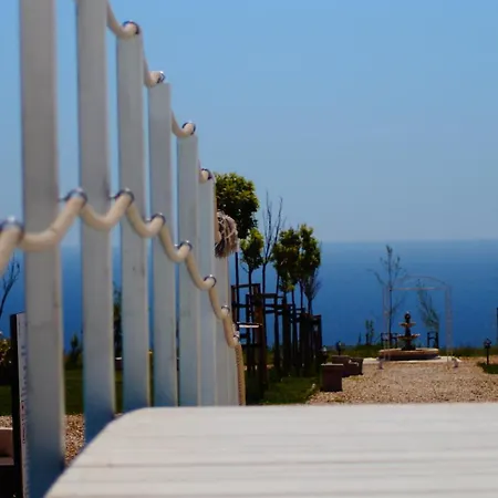 Lighthouse Golf & Ξενοδοχείο