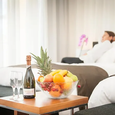 Lighthouse Golf & Szálloda