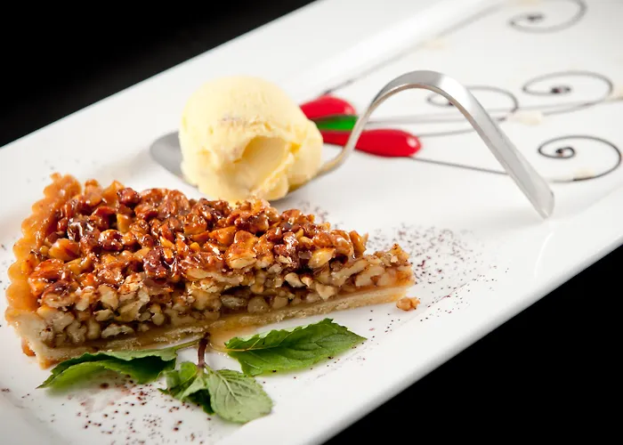 Lighthouse Golf & Отель