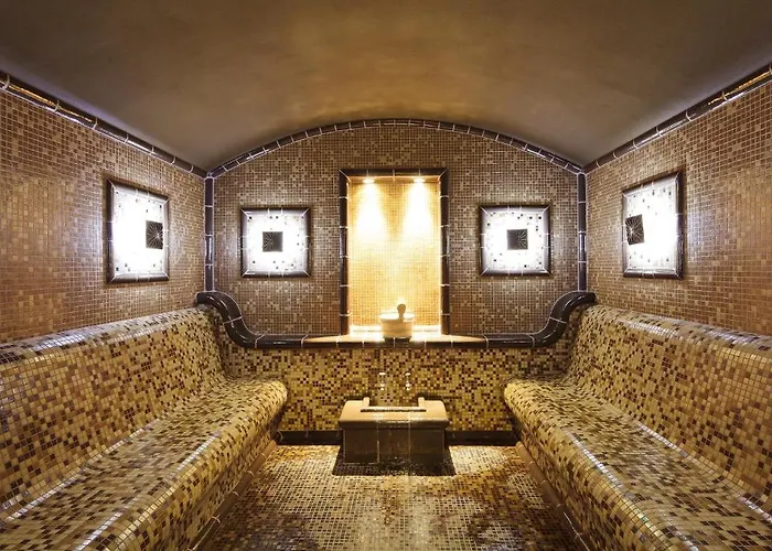 Lighthouse Golf & Отель Балчик